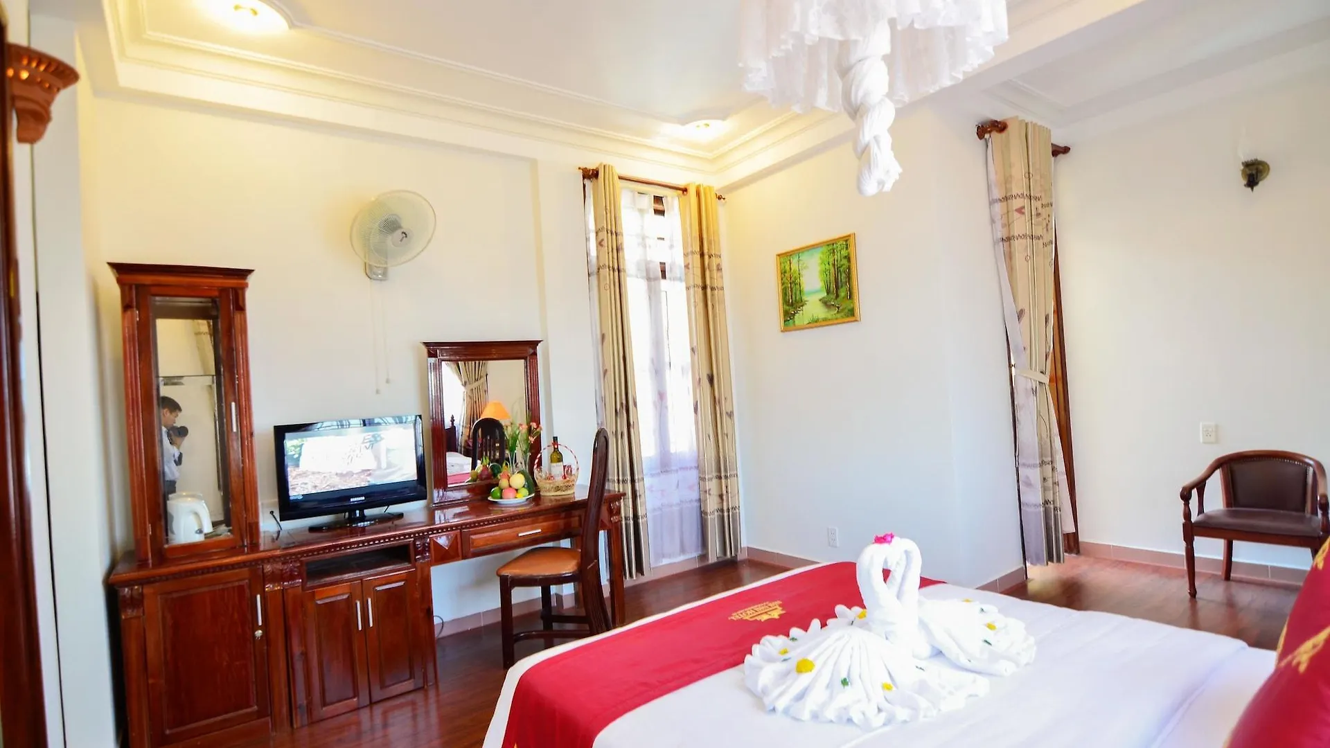 Nhi Nhi Hotel Hoi An 3*,